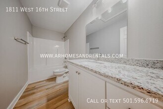 1811 W 16th St in North Little Rock, AR - Building Photo - Building Photo