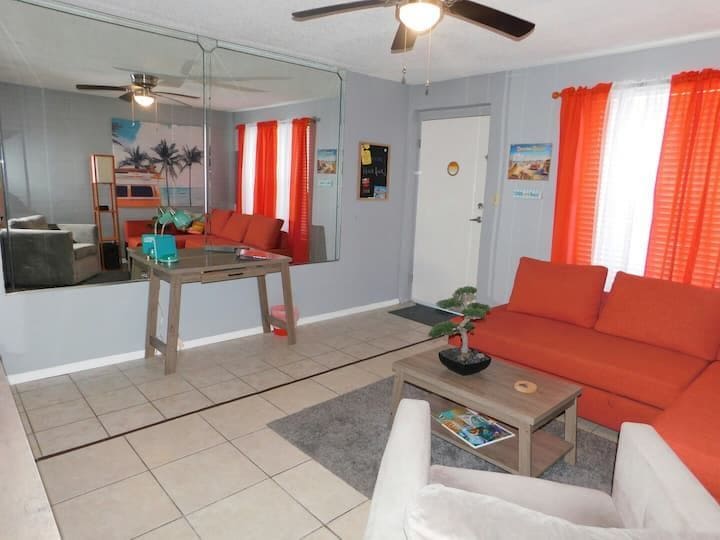 219 S Atlantic Ave in Daytona Beach, FL - Building Photo