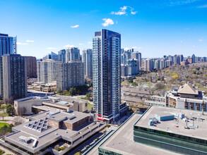 88 Condos (Ei8hty8 Condos) in Toronto, ON - Building Photo - Building Photo