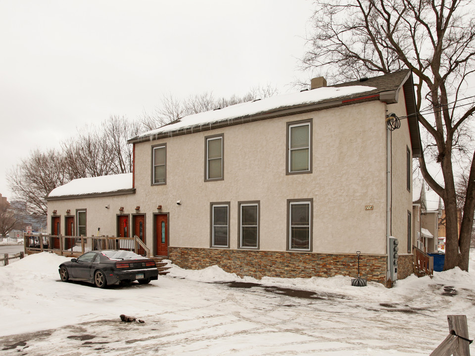 214 8th St NE in Minneapolis, MN - Building Photo