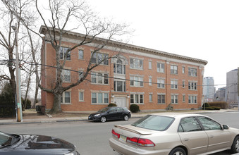 2 Fraser Pl in Hartford, CT - Building Photo - Building Photo