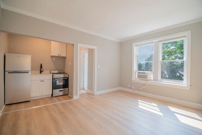 1414 W Pratt Blvd in Chicago, IL - Building Photo - Building Photo