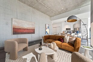 1314 W Randolph St in Chicago, IL - Building Photo