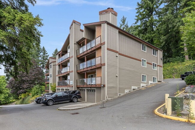 8980 Redmond - Woodinville Rd NE