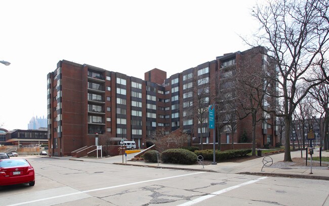 Three Allegheny Center in Pittsburgh, PA - Building Photo - Building Photo