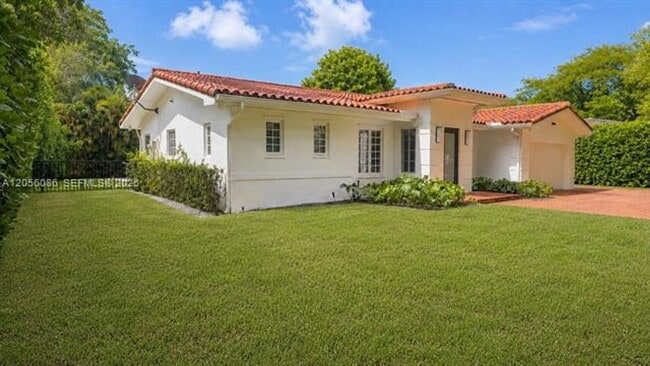 property at 614 San Juan Dr