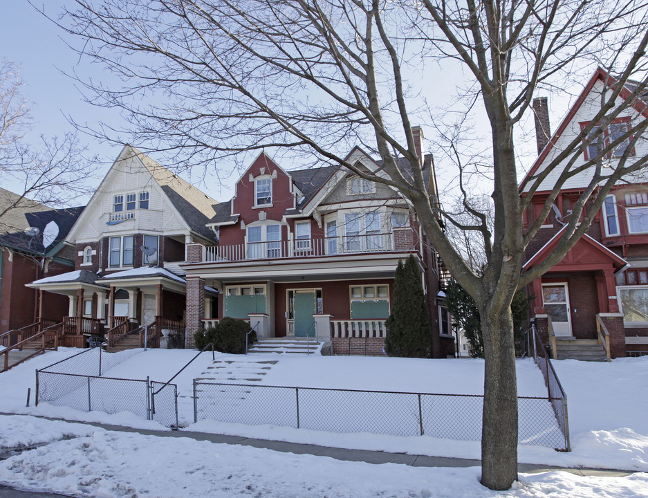 2518 N 1st St in Milwaukee, WI - Foto de edificio