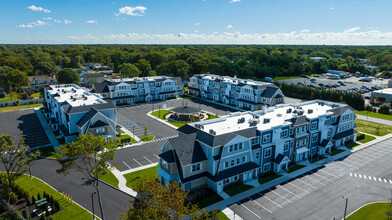 Gracewood Estates in Islip, NY - Building Photo - Building Photo