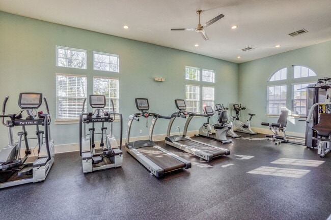 Belle Haven Apartments in Charlotte, NC - Foto de edificio - Building Photo