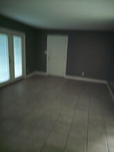 2100 W Beach Dr, Unit F102 in Panama City, FL - Building Photo - Building Photo