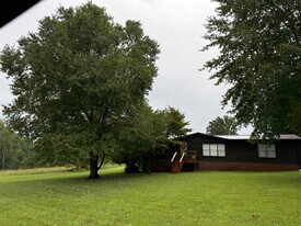 3900 Johnson Rd in Vale, NC - Building Photo