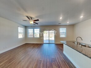960 Nero Ave in Las Vegas, NV - Building Photo - Building Photo