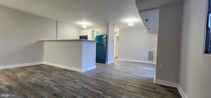 1600 Renate Dr in Woodbridge, VA - Building Photo - Building Photo