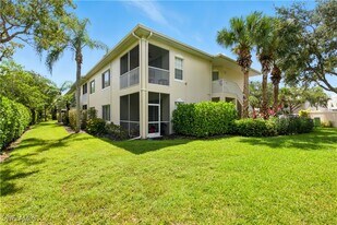 1325 Sweetwater Cove in Naples, FL - Building Photo