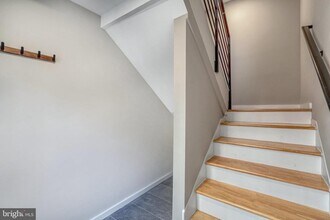 10237 Stratford Ave, Unit B in Fairfax, VA - Building Photo - Building Photo