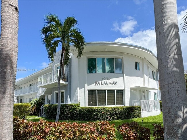 property at 10101 W Bay Harbor Dr