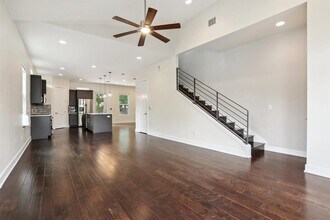 7215 Blessing Ave in Austin, TX - Building Photo - Building Photo