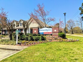 Z-AndMark Crown Ridge of El Dorado in El Dorado, AR - Building Photo