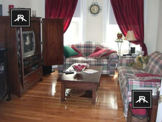 193 Winthrop Rd in Brookline, MA - Building Photo