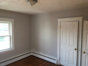 180 Lexington St in Waltham, MA - Building Photo - Building Photo