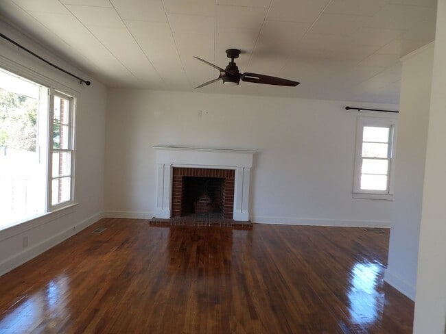 204 Gilbert St in Enterprise, AL - Building Photo - Building Photo