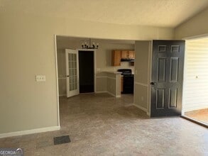 698 Morrow Rd in Forest Park, GA - Building Photo - Building Photo