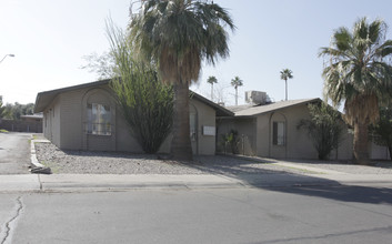 6713 E Cheery Lynn Rd in Scottsdale, AZ - Building Photo - Building Photo