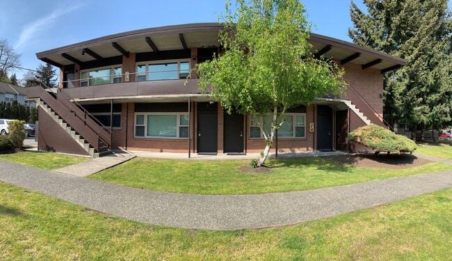 2318 NE 51st St, Unit 4