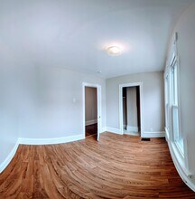 609 College Ave, Unit 1 - Lower in Aurora, IL - Building Photo - Building Photo
