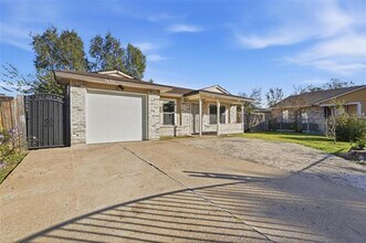 9420 Kerrville St in Dallas, TX - Building Photo - Building Photo