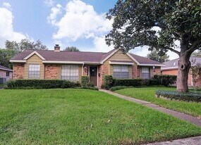 6026 Warm Springs Rd in Houston, TX - Building Photo