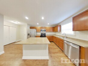 722 Chestnut Ln in Brownsburg, IN - Foto de edificio - Building Photo