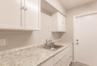 1816 McKinley St in Hollywood, FL - Building Photo - Building Photo