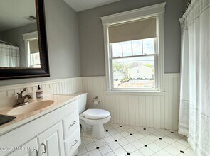 111 4th Ave in Bradley Beach, NJ - Building Photo - Building Photo