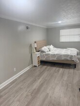 200 Walnut St in Neptune Beach, FL - Building Photo - Building Photo