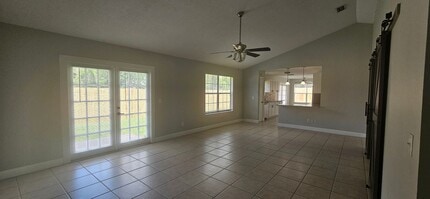 2625 Spring Valley Cir in DeLand, FL - Building Photo - Building Photo