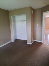 142 Pickwick Pl in Millersville, PA - Building Photo - Building Photo