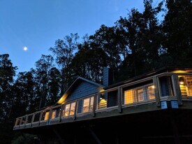 32 Mountain Breeze Trail in Asheville, NC - Building Photo