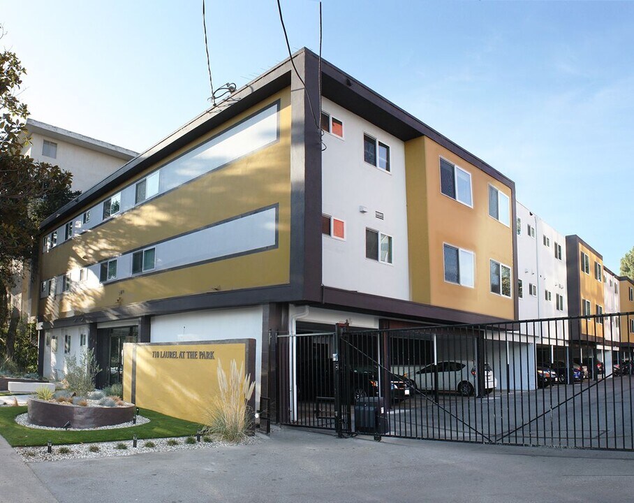 710 Laurel Ave in San Mateo, CA - Building Photo