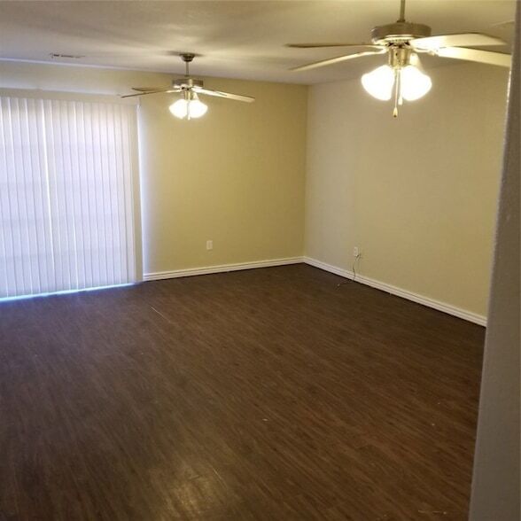 329 Graystone Cir in Centerton, AR - Building Photo - Building Photo