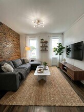 2512 S Trumbull Ave in Chicago, IL - Building Photo - Building Photo