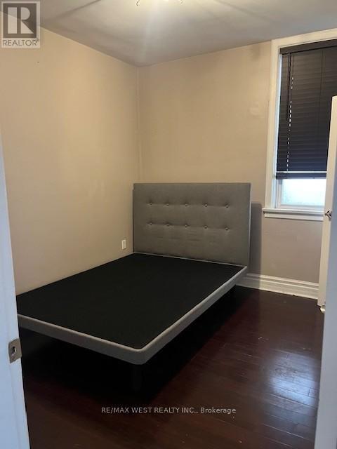 247 Lansdowne Ave in Toronto, ON - Building Photo - Building Photo