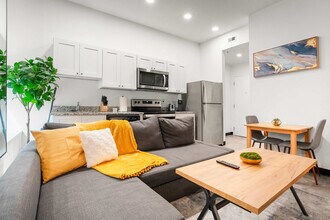 209 9th St in Pittsburgh, PA - Building Photo - Building Photo