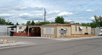 Gardena Mhp in Garden City, ID - Building Photo