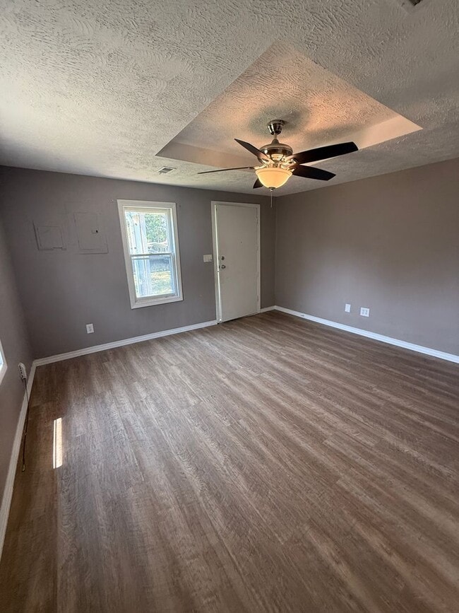 1100 N Brown Ave in Springfield, MO - Building Photo - Building Photo