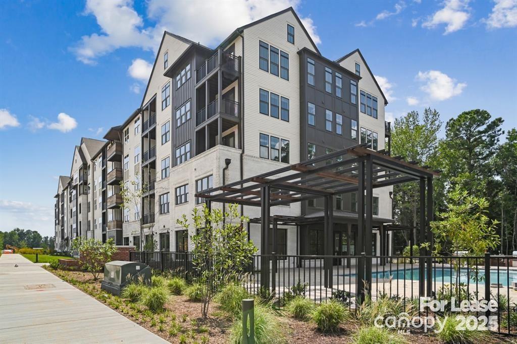14011 Bespoke Rd in Charlotte, NC - Building Photo