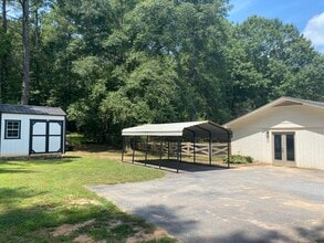 3174 Double Springs Rd in Monroe, GA - Building Photo - Building Photo