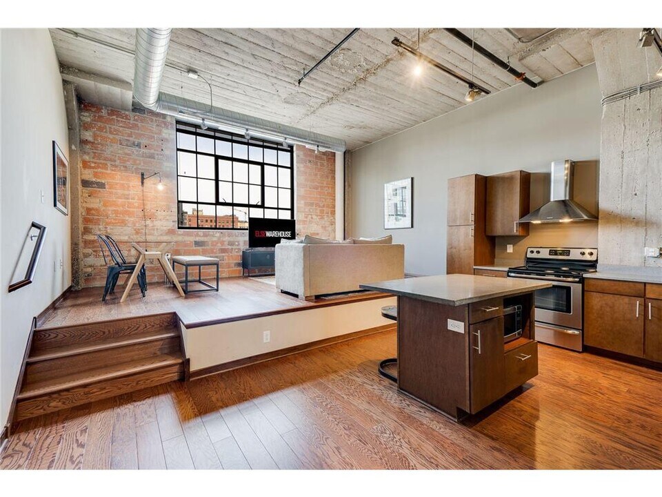 730 N Washington Ave in Minneapolis, MN - Building Photo