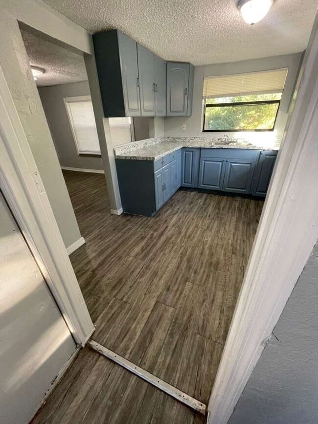 property at 1700 15th Ave S