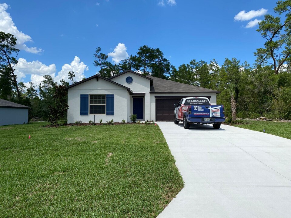 2530 SW 167th Loop in Ocala, FL - Building Photo